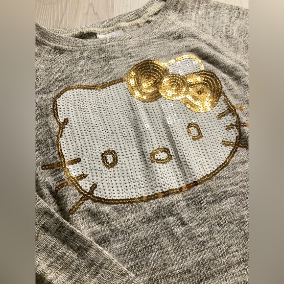 🌸3/$30🌸 Hello Kitty + Old Navy Girls’ Long Sleeve Fall/Winter Tops 🎄✨ - Picture 3 of 8
